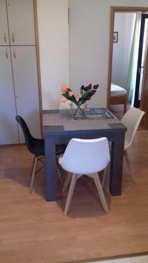 Guest House Perica Zara Esterno foto